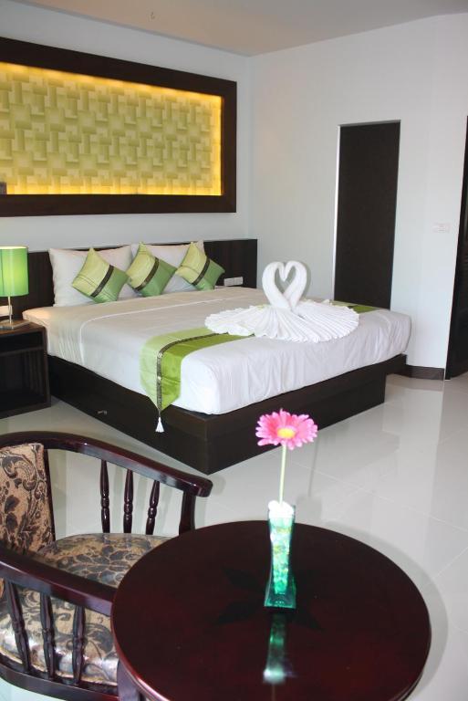 Natalie House 2 Kata Beach (Phuket) Room photo