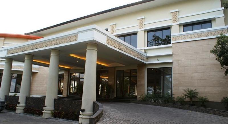 The Oxalis Regency Hotel Magelang Exterior photo