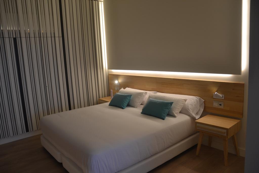 Hotel Brisamar Suites Coma-ruga Exterior photo