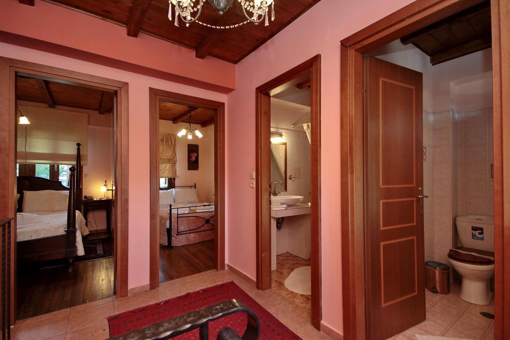 Menalia Villas & Suites Κτημα Κουμπουρη Levidhion Exterior photo