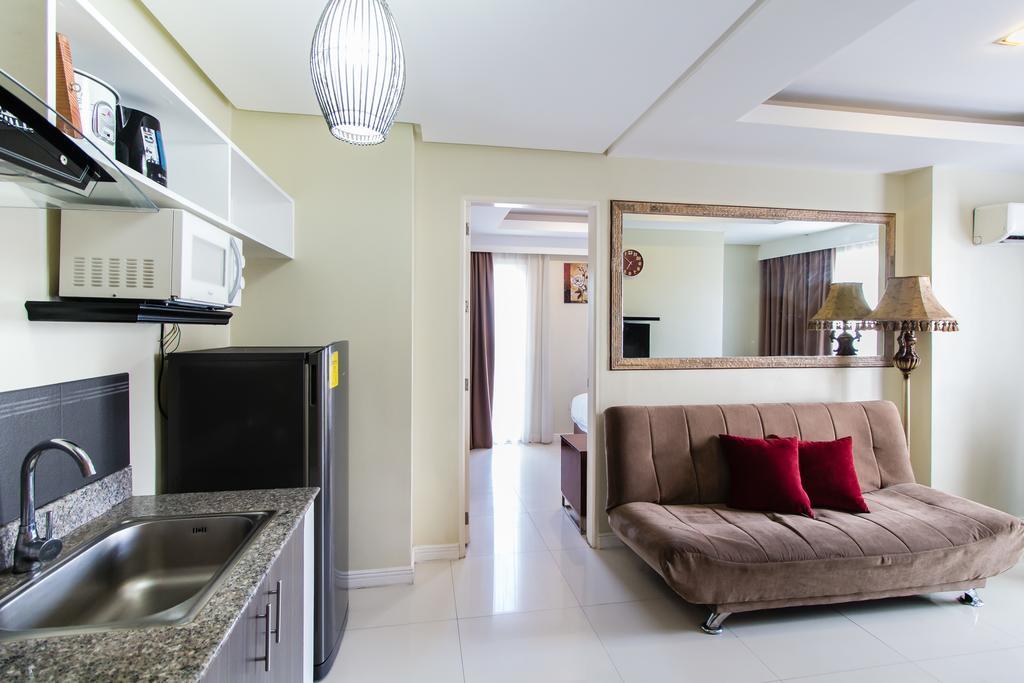Jmm Apartment Suites Manila Exterior photo