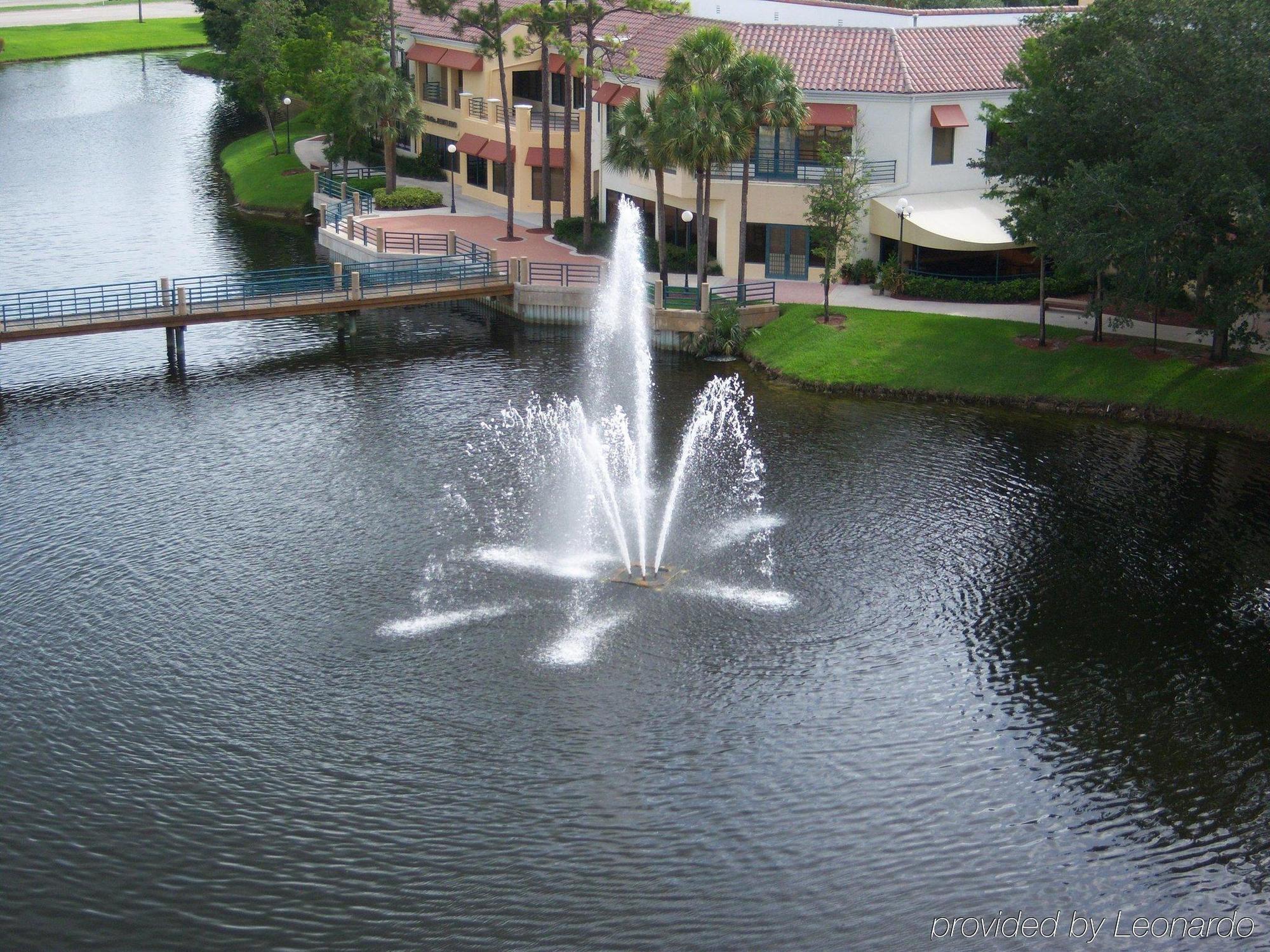 Hilton Boca Raton Suites Exterior photo