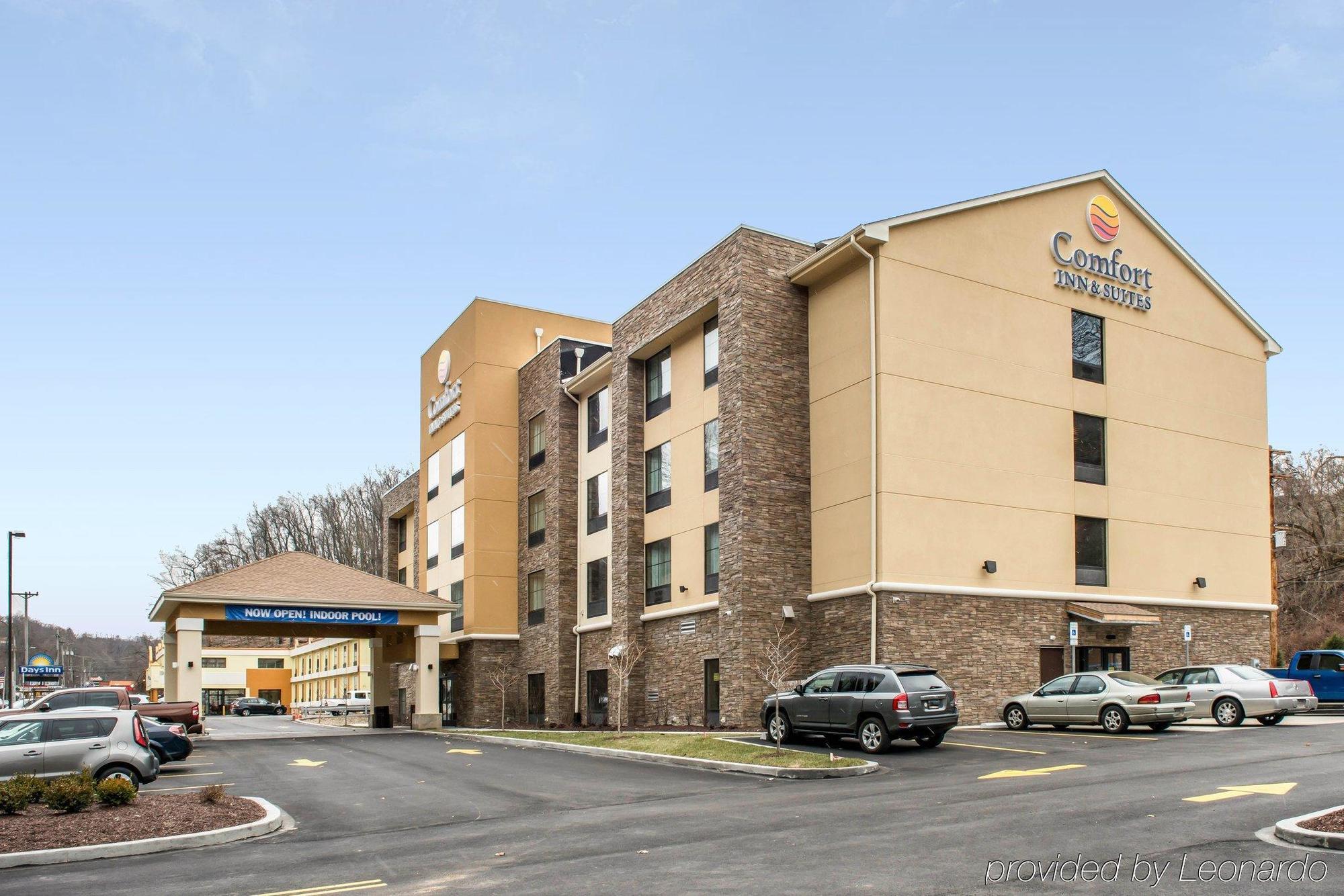 Comfort Inn & Suites Pittsburgh Gibsonia Exterior photo