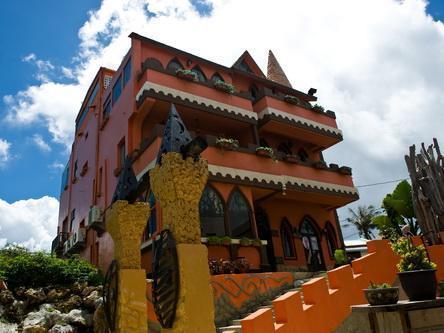 Castilla De Amour- Orange Castle Hotel Hengchun Exterior photo