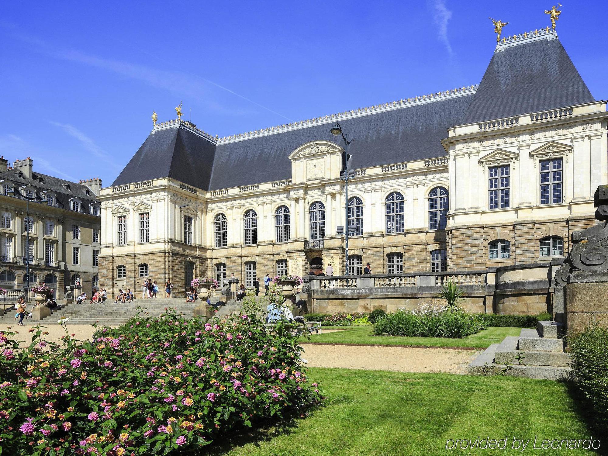 Aparthotel Adagio Access Rennes Centre Exterior photo