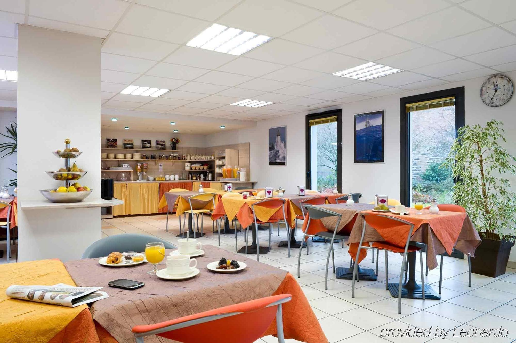 Aparthotel Adagio Access Rennes Centre Restaurant photo