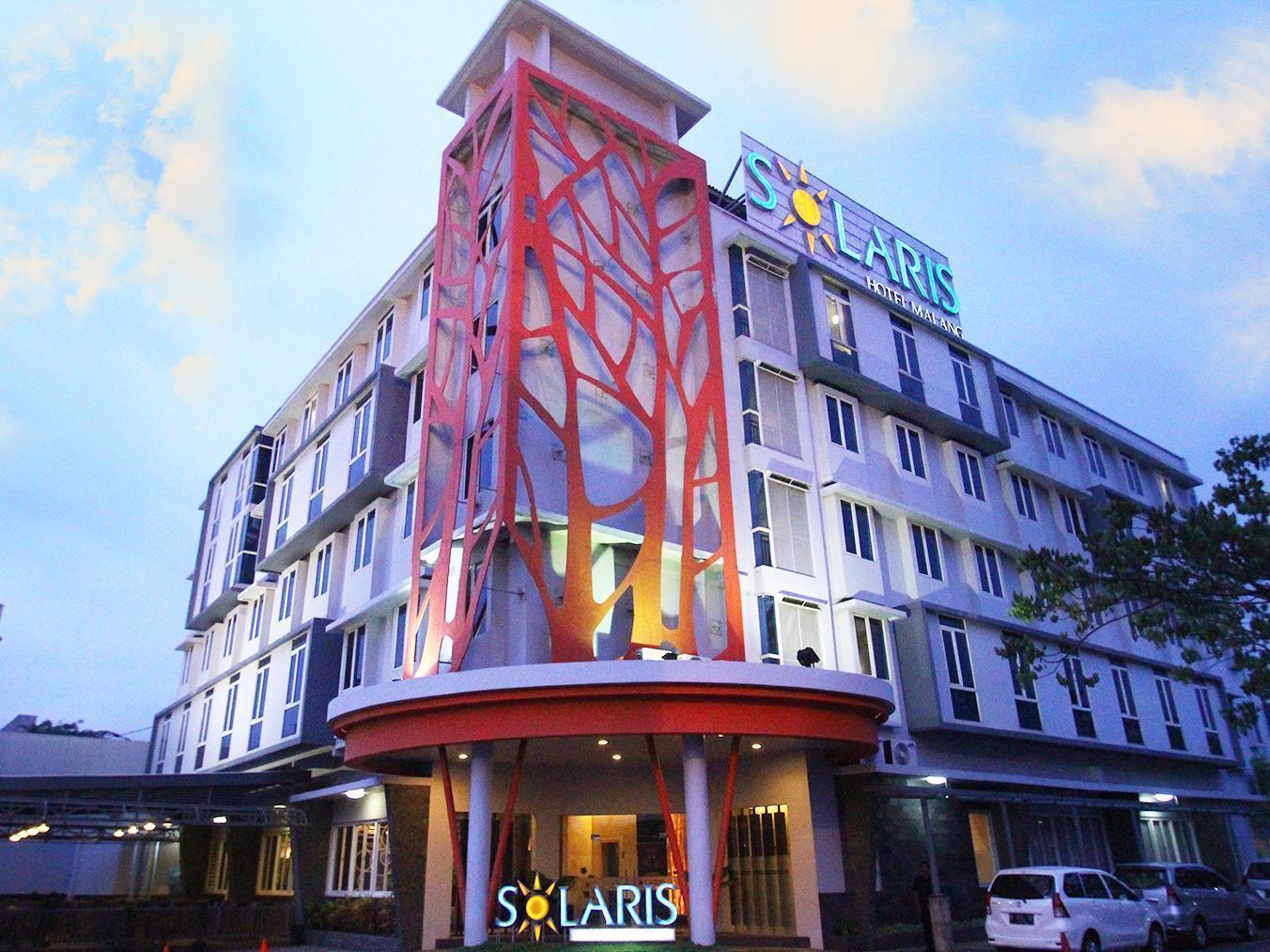 Solaris Hotel Malang Exterior photo