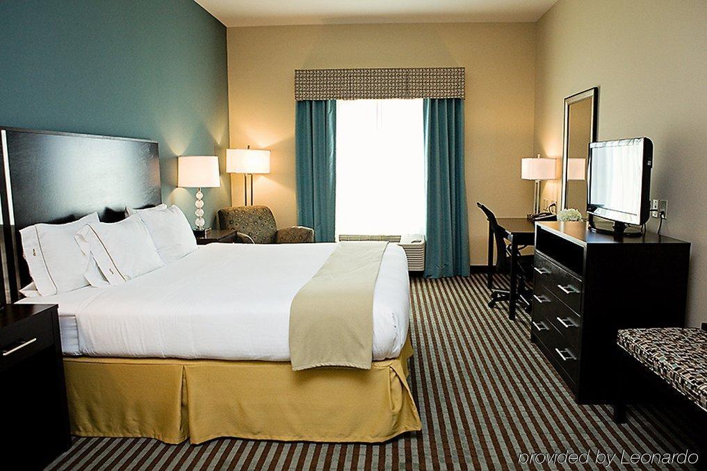 Holiday Inn Express & Suites Youngstown West I 80, An Ihg Hotel Austintown Room photo