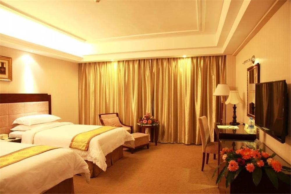 Vienna Hotel Yangshuo Branch Guilin Exterior photo