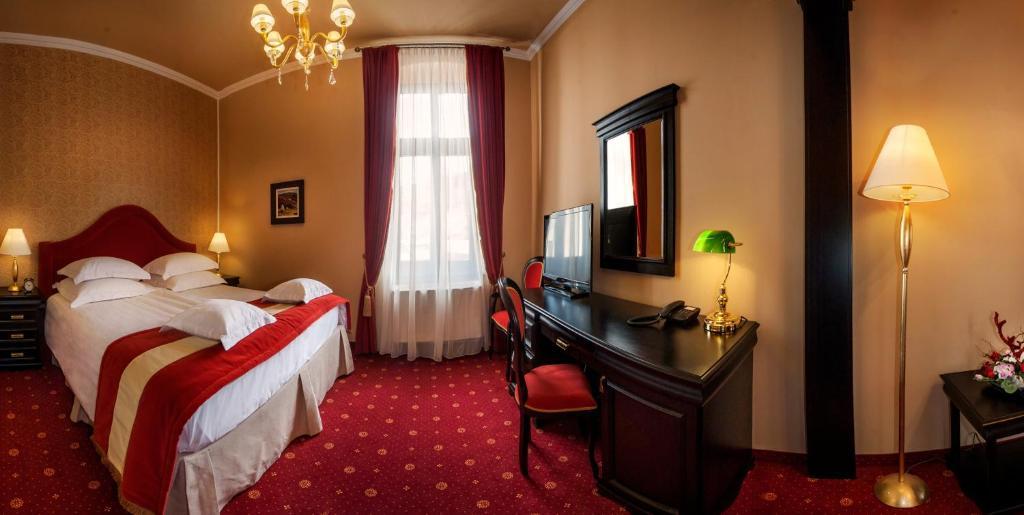 Hotel Central Park Sighisoara Room photo