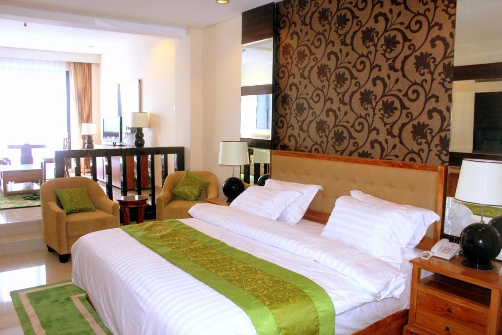 Gran Surya Hotel Banjar  Room photo