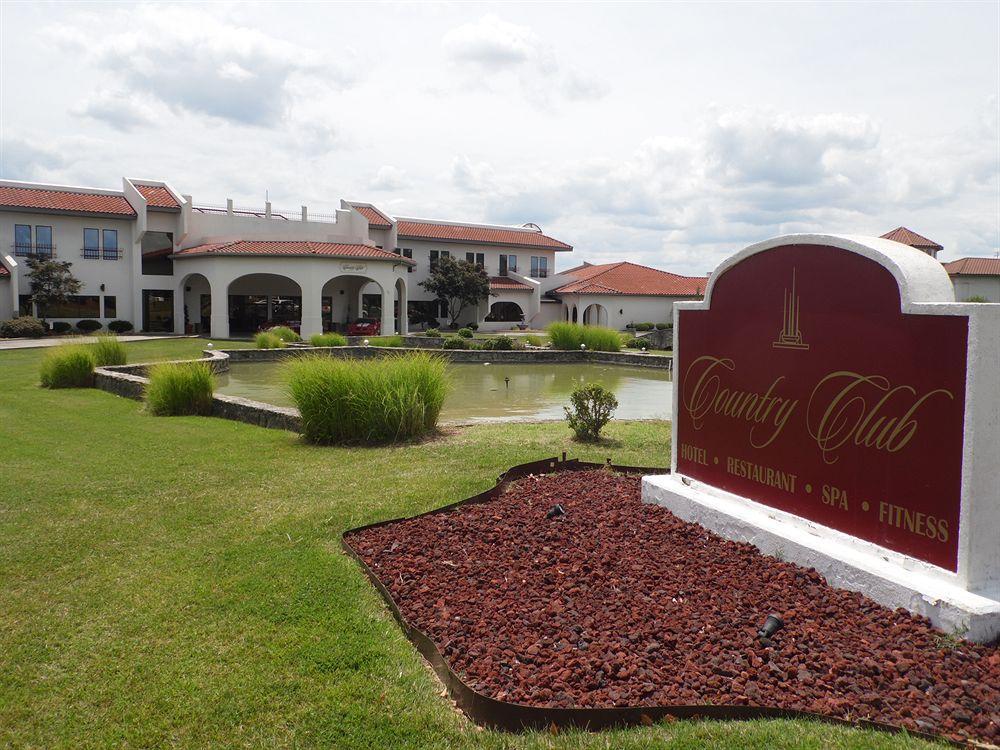 Country Club Hotel & Spa Lake Ozark Exterior photo