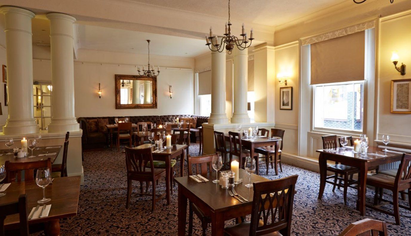 George Hotel By Greene King Inns Huntingdon Restaurant photo