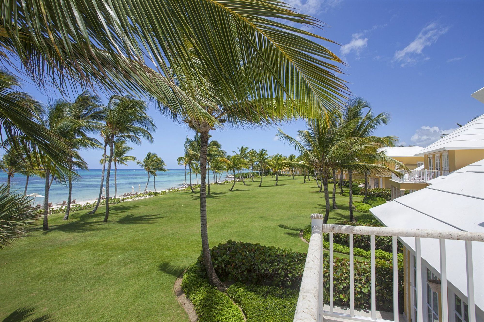 Tortuga Bay Hotel Punta Cana Exterior photo