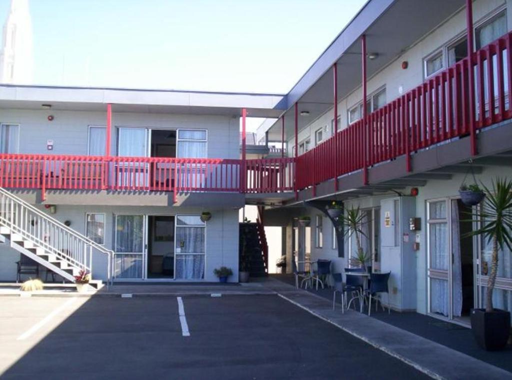 Broadway Motor Inn Palmerston North Exterior photo