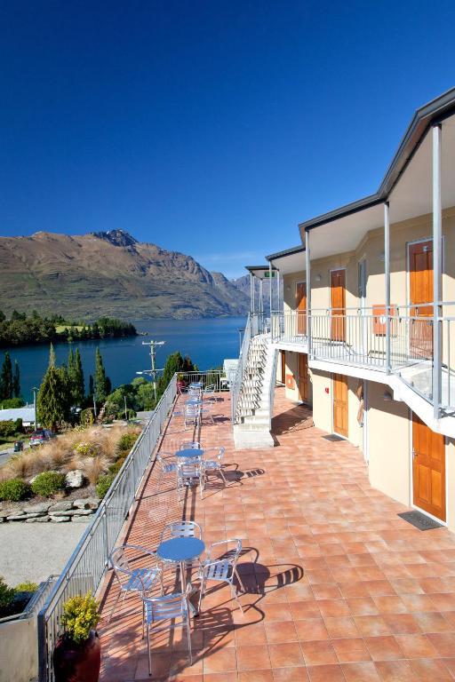 Alexis Motel & Apartments Queenstown Exterior photo