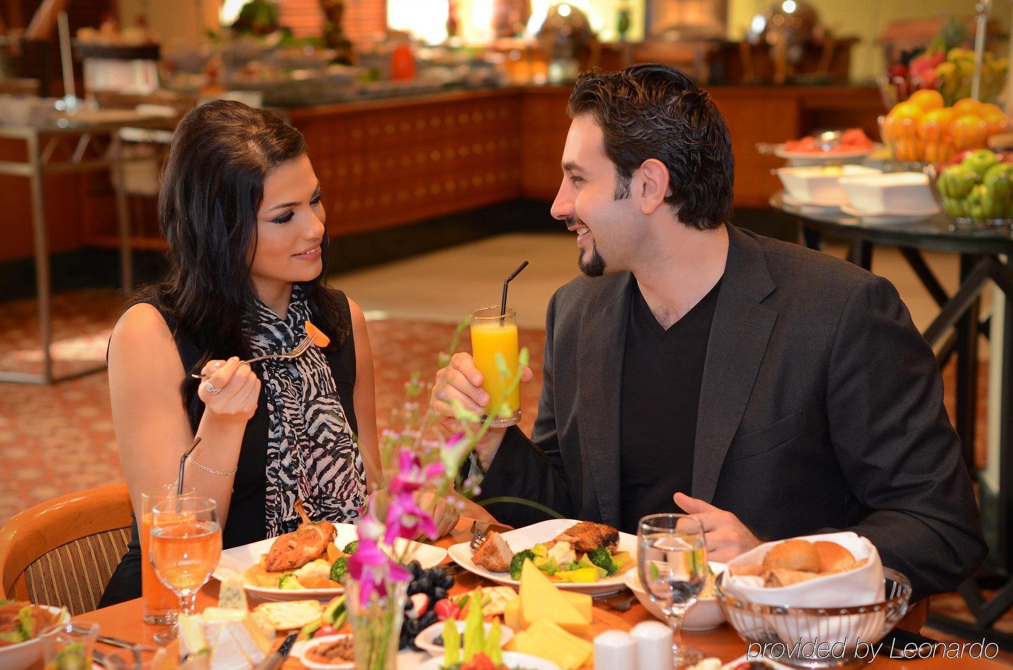 Swiss-Belhotel Sharjah Restaurant photo