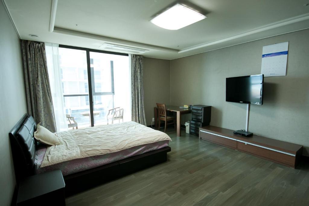 Pale De Cz Lct House Apartment Busan Exterior photo