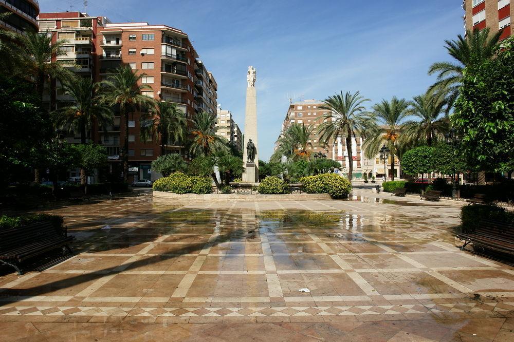 Hotel Avenida Plaza Alzira Exterior photo