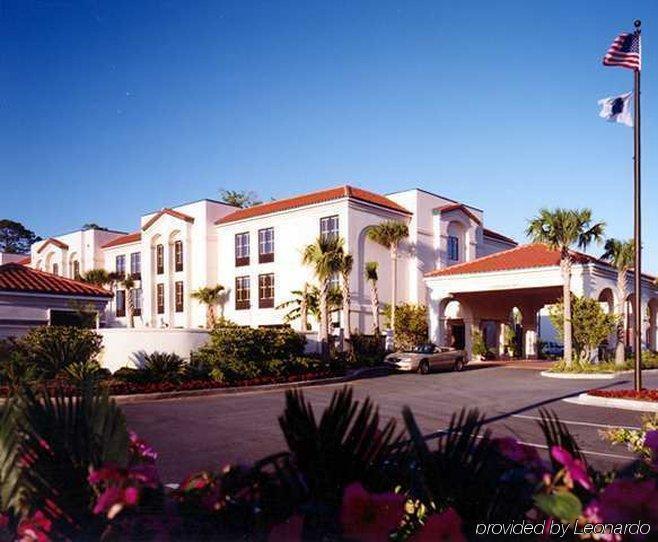 Hampton Inn St. Simons Island Exterior photo