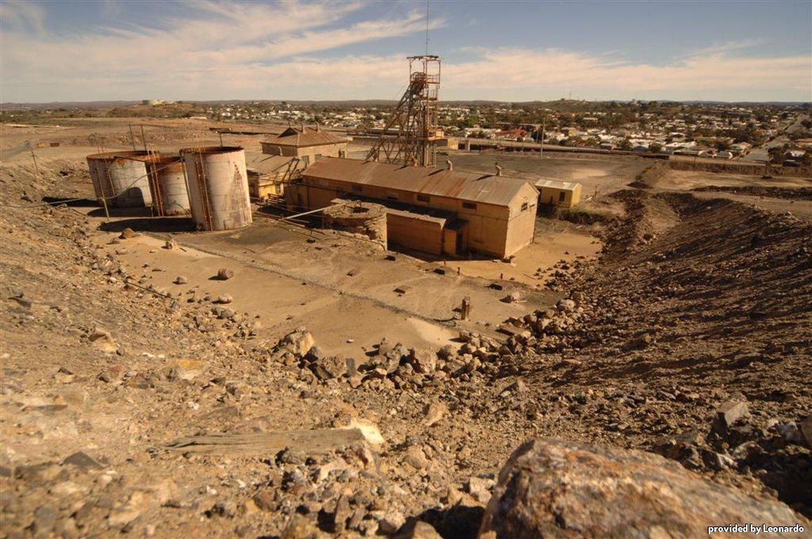 Oasis Motor Inn Broken Hill Exterior photo