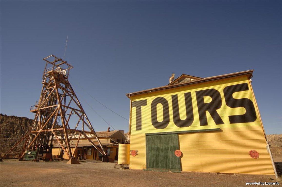 Oasis Motor Inn Broken Hill Exterior photo