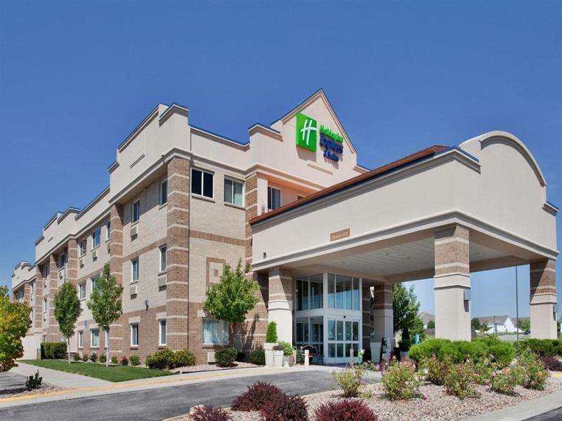 Baymont Inn & Suites By Wyndham Lincoln Ne Exterior photo