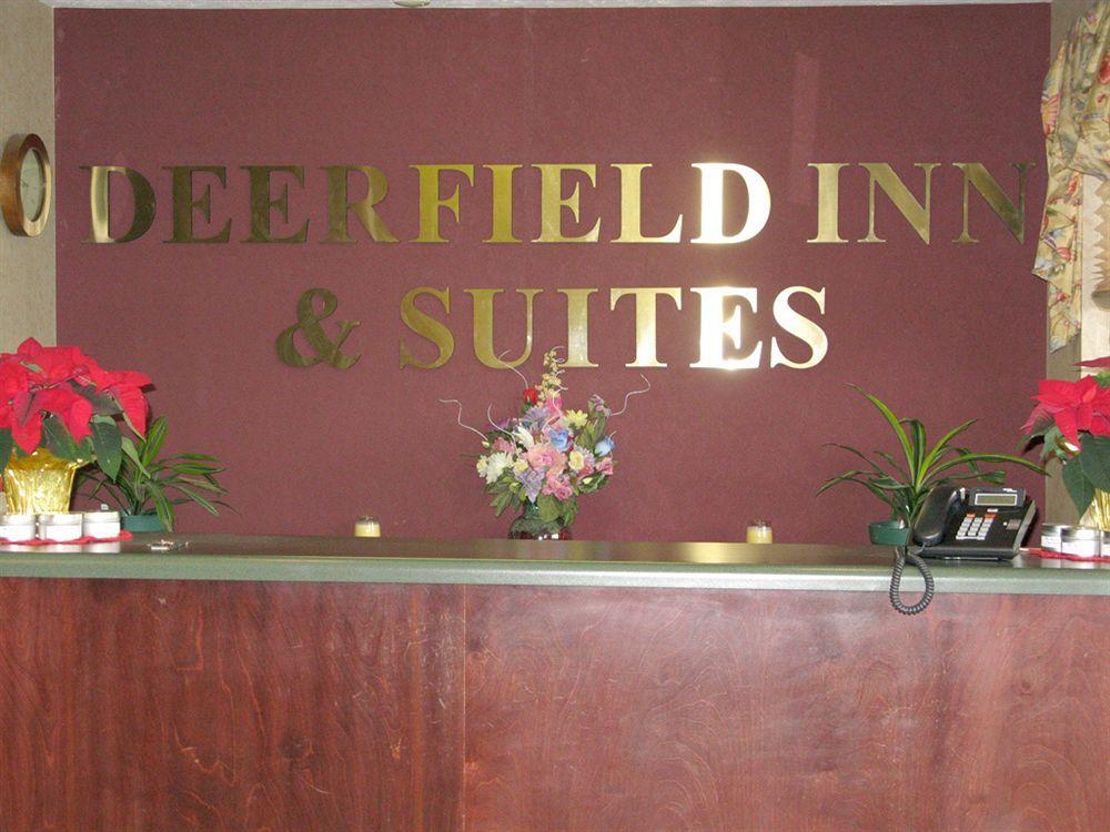 Deerfield Inn And Suites Steele Exterior photo