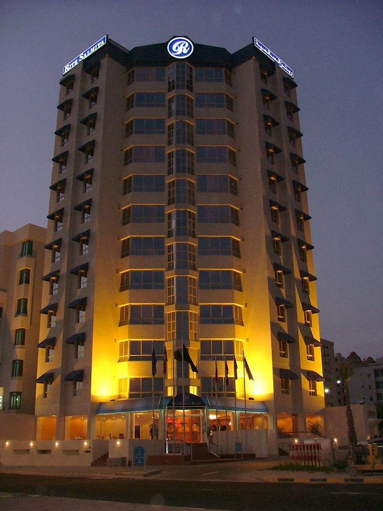 Le Royal Express Salmiya Hotel Kuwait City Exterior photo