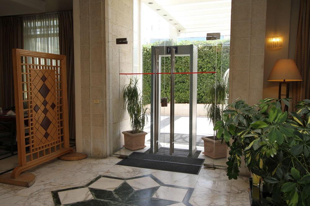 Kindi Suite Hotel Amman Exterior photo