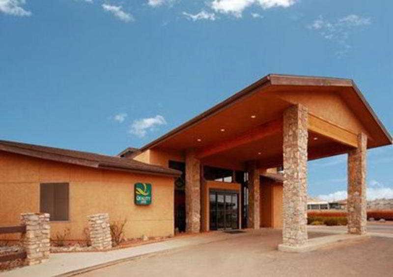 Navajoland Hotel Tuba City Exterior photo