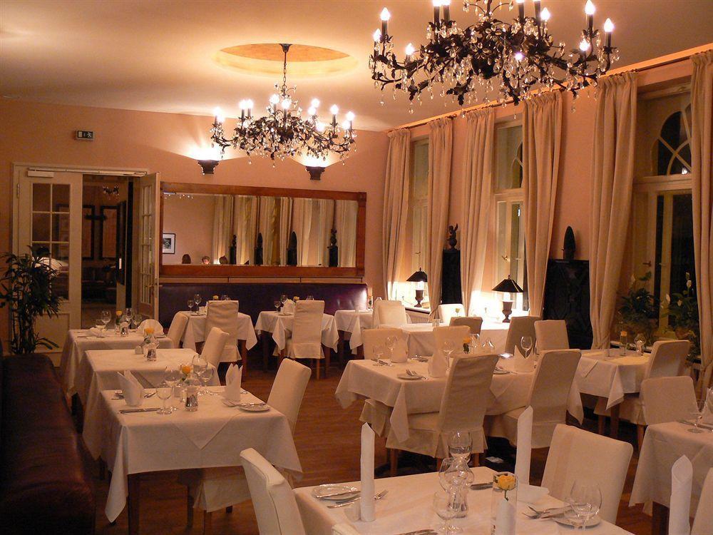 Hotel Niederlandischer Hof Schwerin  Restaurant photo