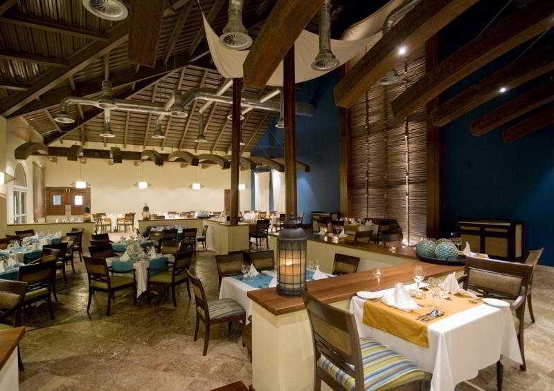 Nh Real Arena Hotel Punta Cana Restaurant photo