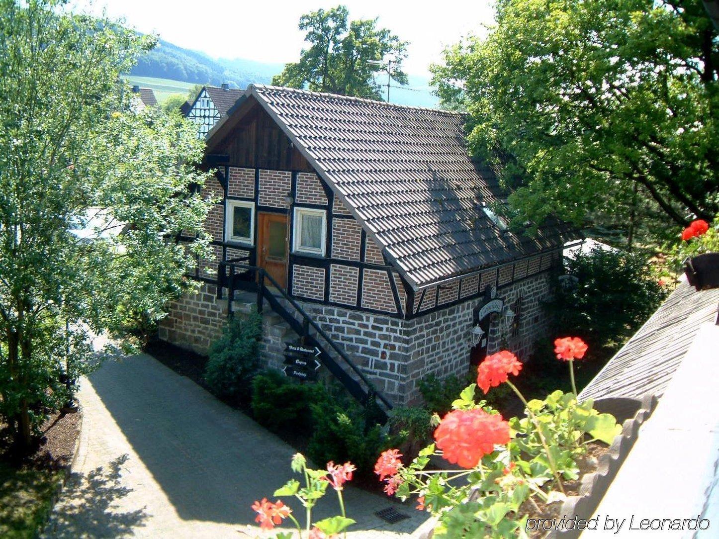 Gut Funkenhof Hotel Sundern Exterior photo