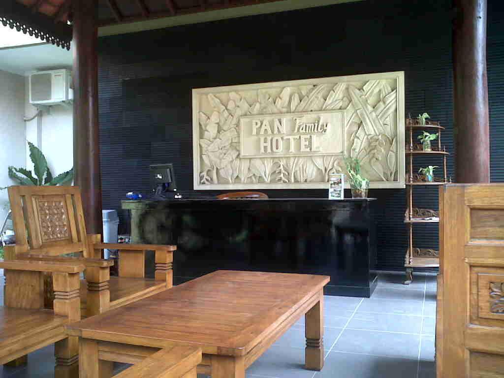 Pan Family Syariah Hotel Yogyakarta Exterior photo