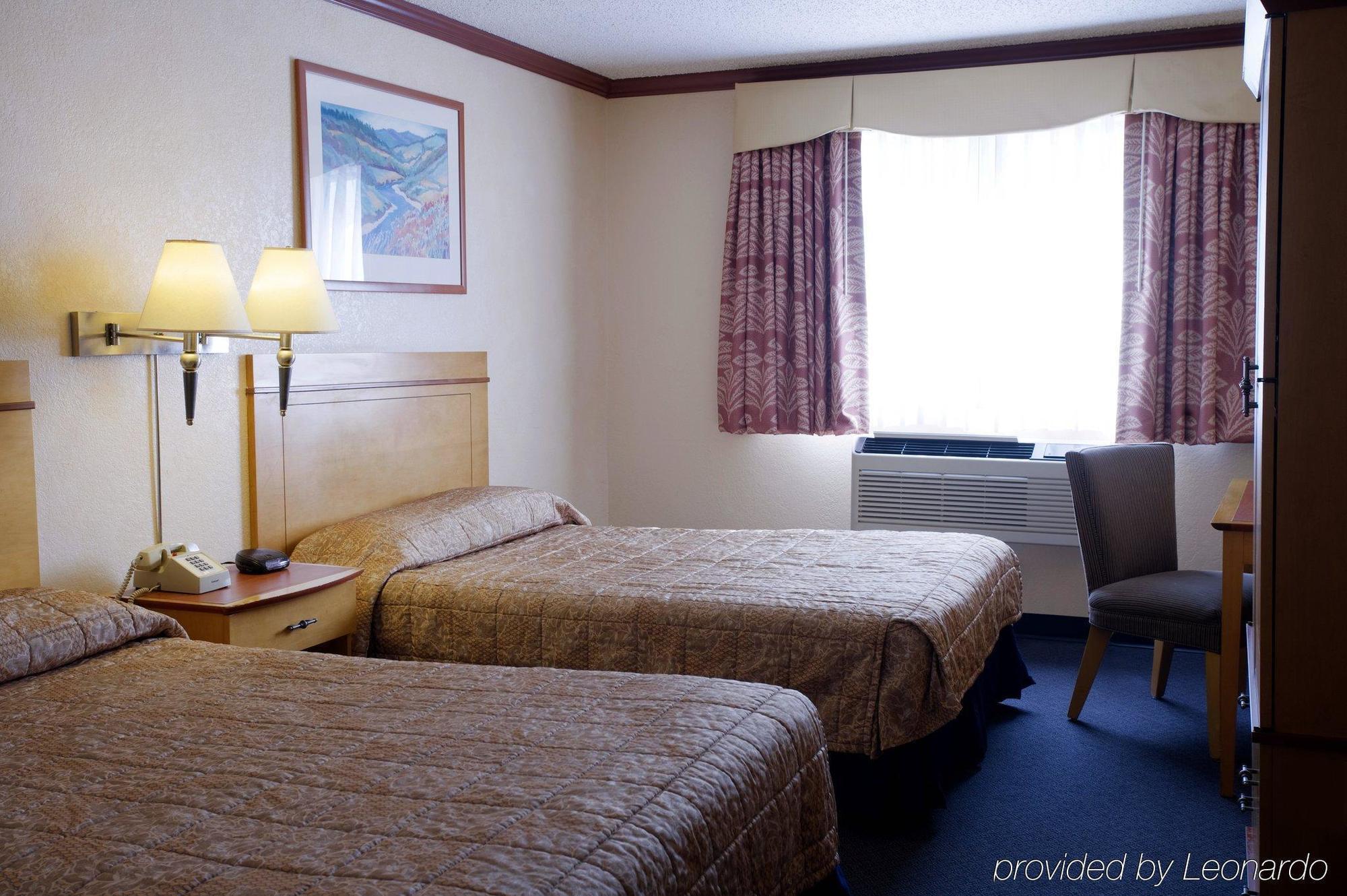 Surestay Plus Hotel By Best Western Hayward Room photo