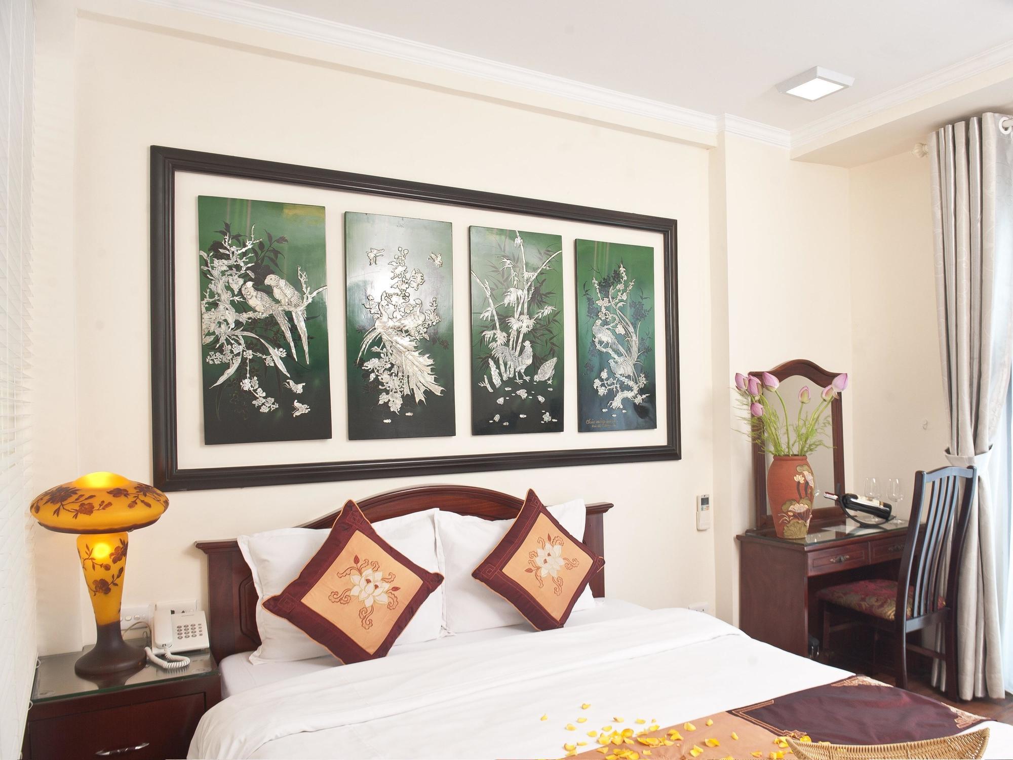 Luminous Viet Hotel Hanoi Exterior photo