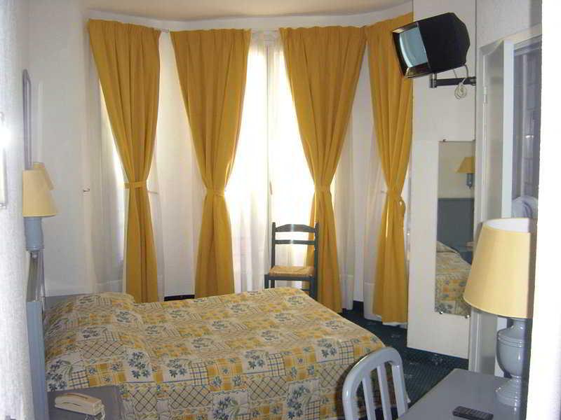 Hotel La Residence Juan-les-Pins Room photo