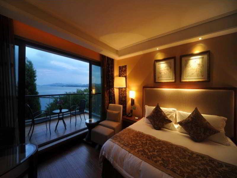 Ztg Resort Thousand-Island Lake Chun'an Exterior photo