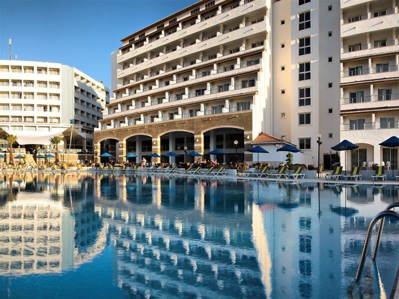 Batihan Beach Resort & Spa Kusadasi Exterior photo