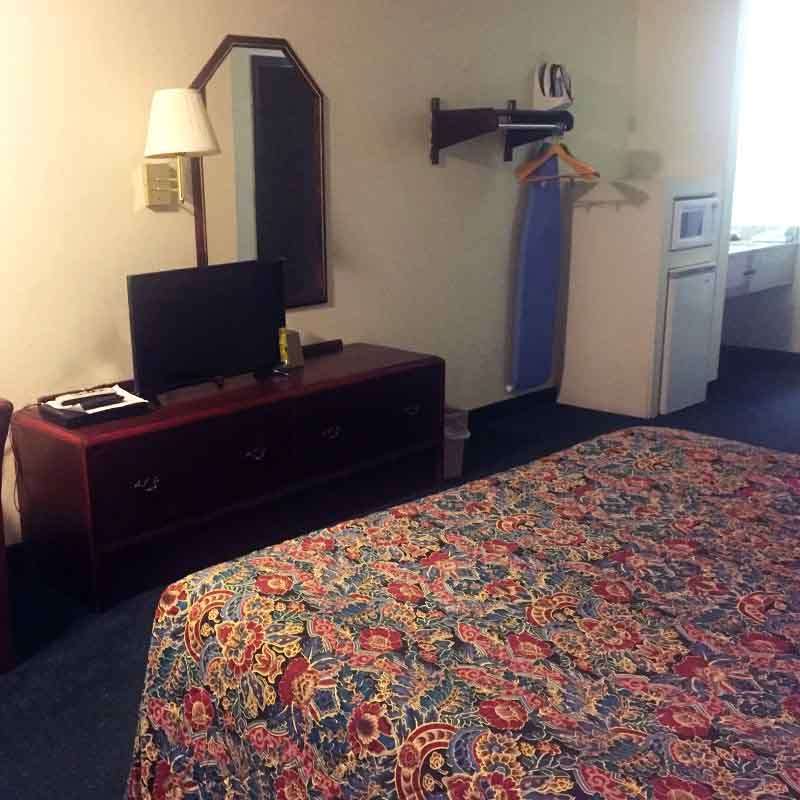 Motel 6 Portland, In Room photo