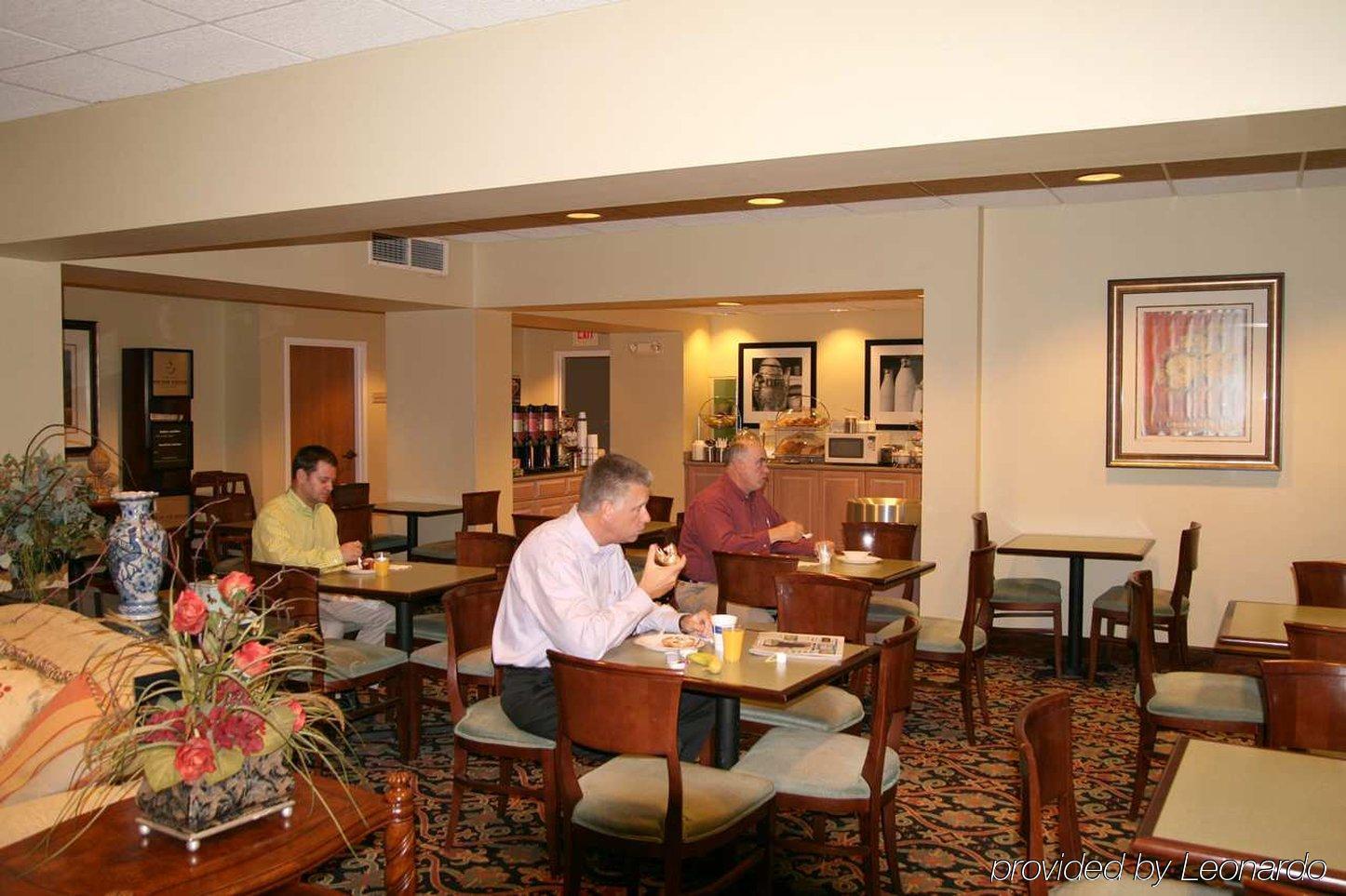 Hampton Inn Beaufort Restaurant photo