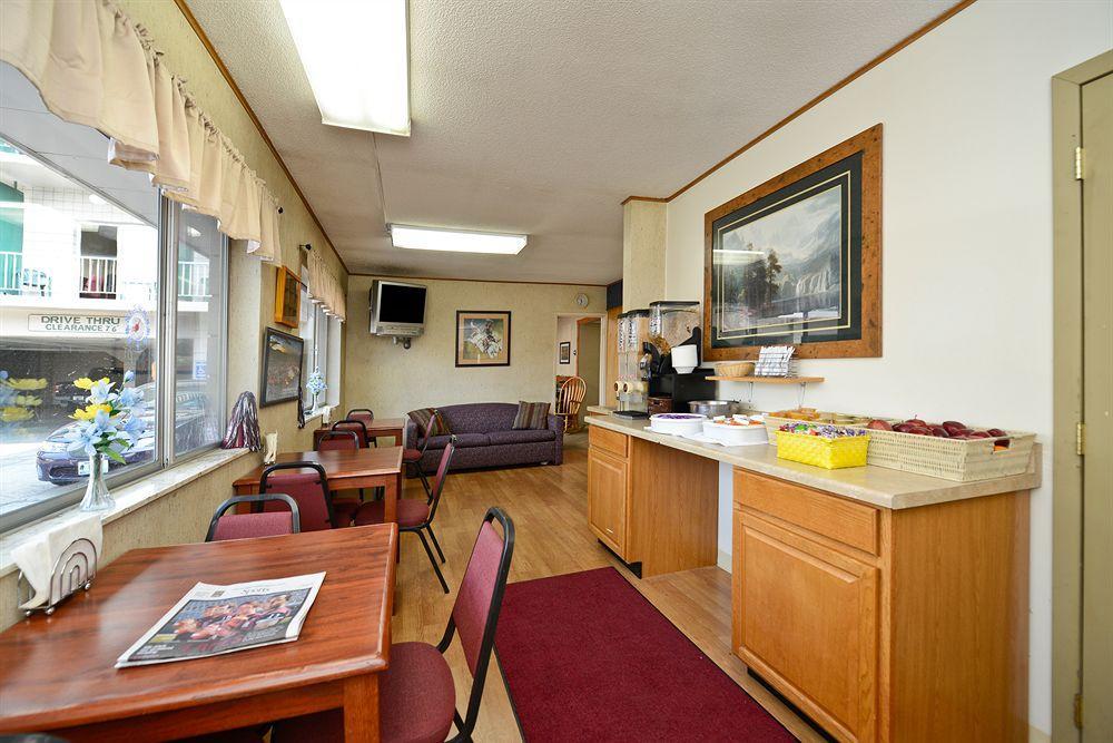 Loge Missoula Motel Restaurant photo