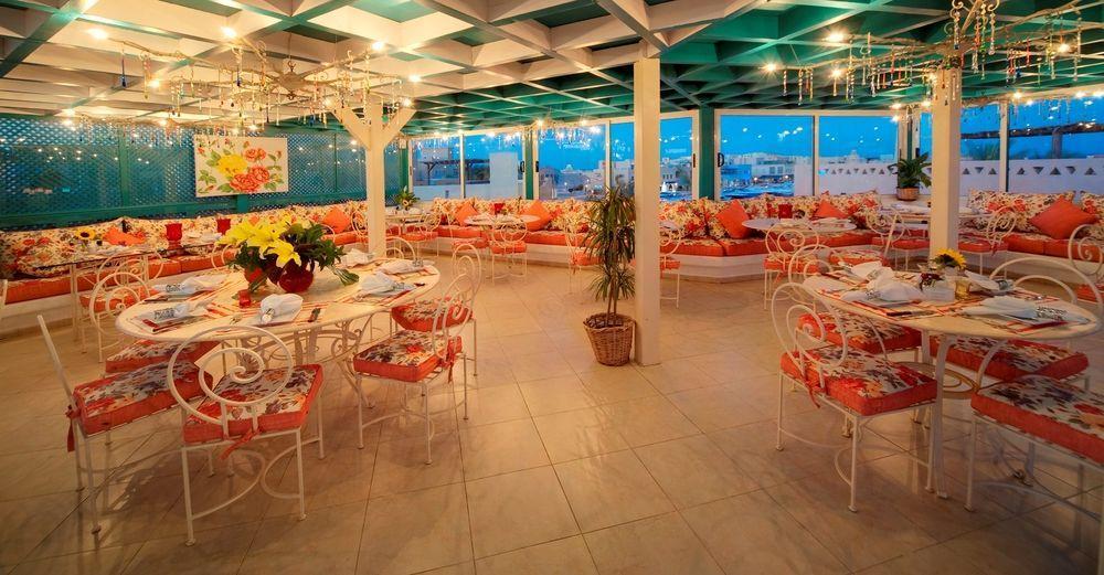 Turtle'S Inn Hotel Hurghada Restaurant photo