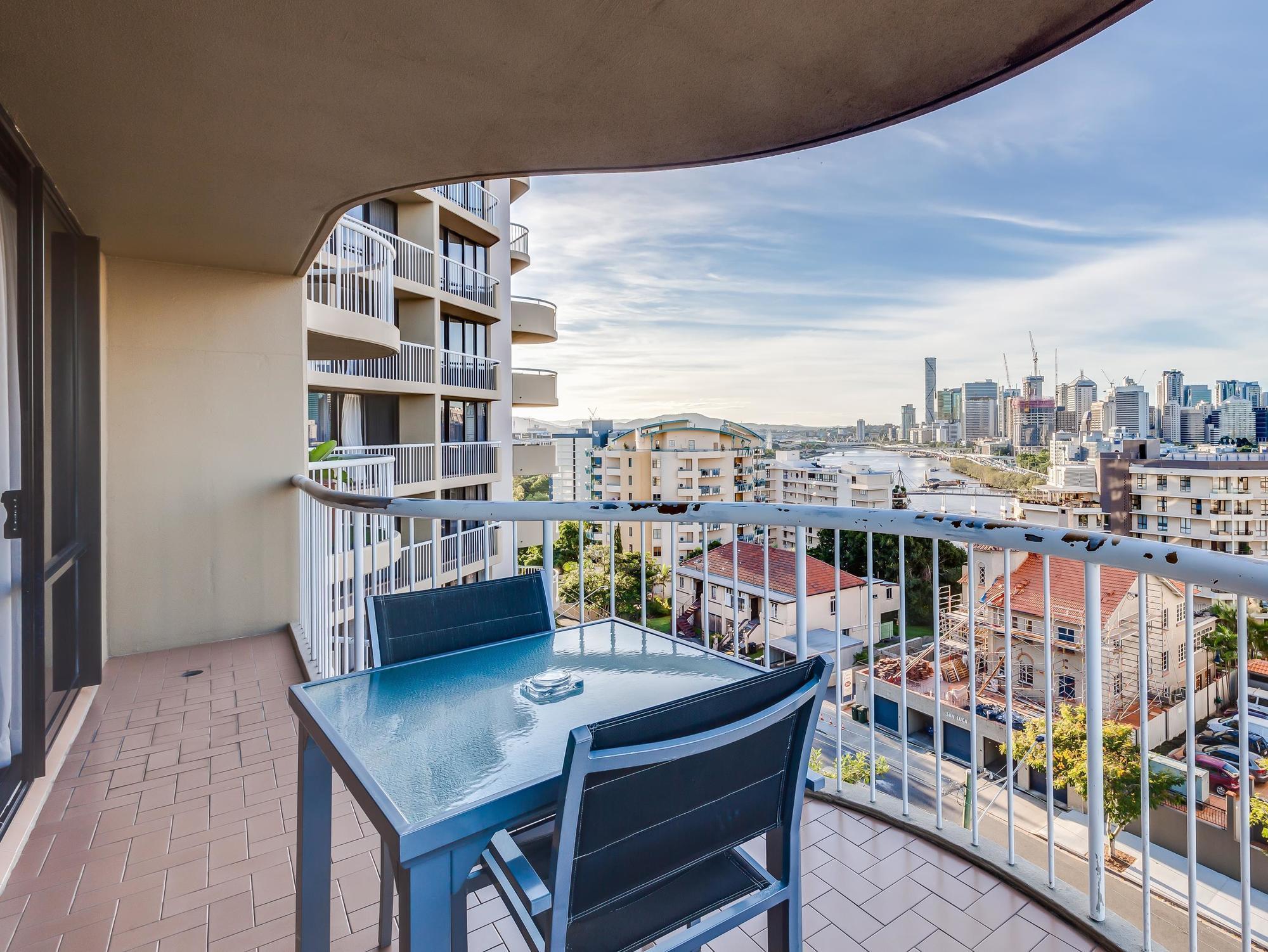 Hillcrest Apartment Hotel Brisbane Exterior photo