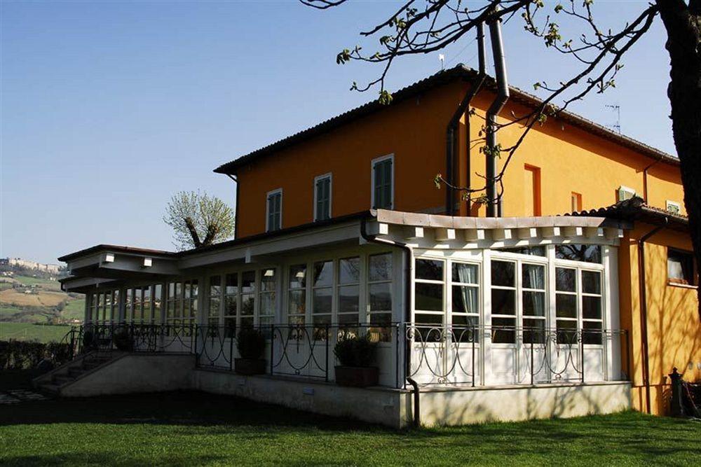 Relais Villa Fornari Camerino Exterior photo