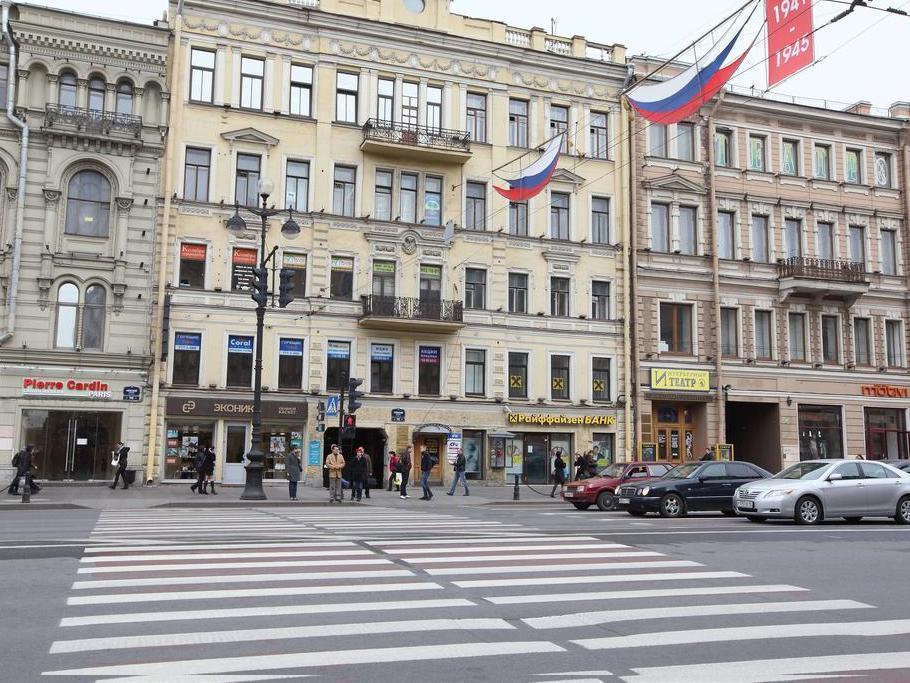 Ra Nevsky 102 Hotel Saint Petersburg Exterior photo