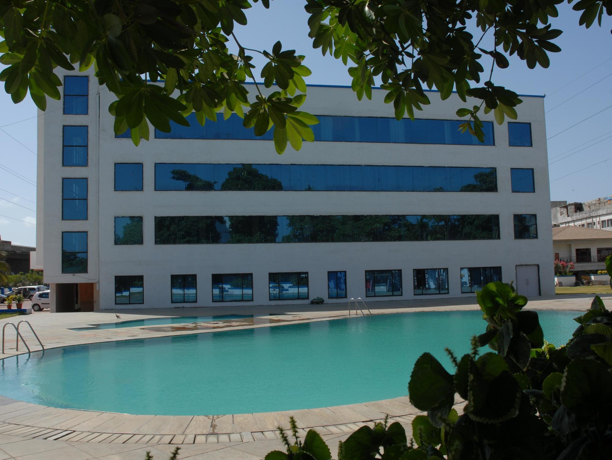 Fortune Park Galaxy, Vapi - Member Itc'S Hotel Group Exterior photo