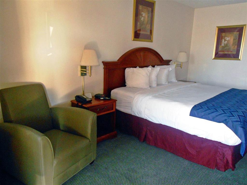Motel 6 Waycross Room photo