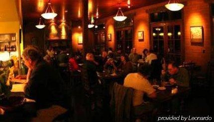 Davenport Roadhouse Inn Restaurant photo